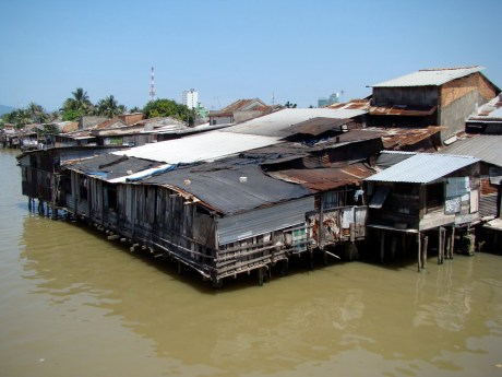 vietnamese-house-boat_small